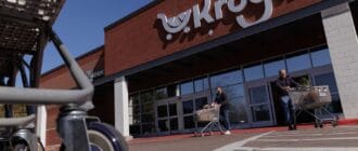 462846140e874521b9355c1361f26ecc - Kroger Stock Rises on Resumed Buybacks After Collapse of Albertsons Merger